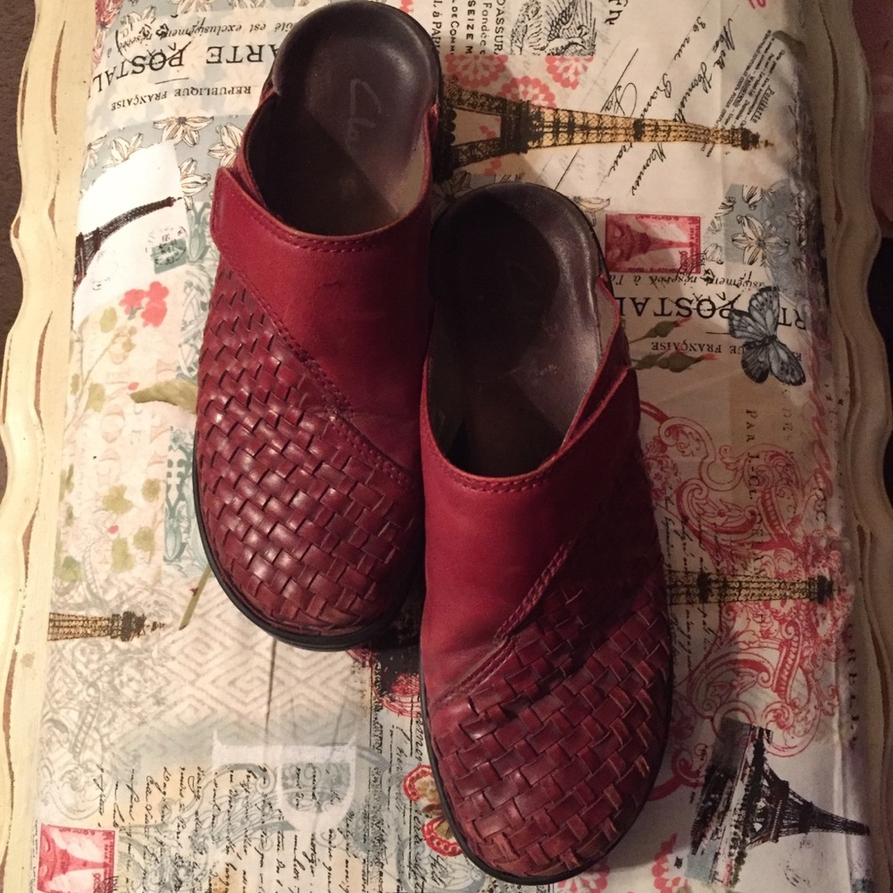 Clark’s 8 deep red shoes